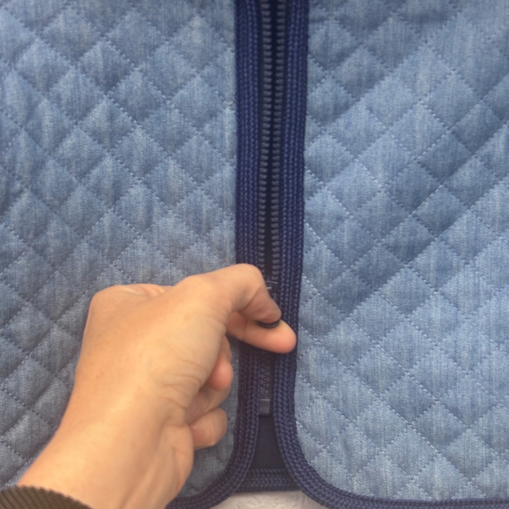 Hanna Andersson 0-3mo Quilted Chambray Hooded Jacket in Lght-Med Wash Blue, EUC - Picture 5 of 7